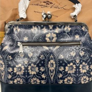 Beautiful Patricia Nash Handbag, wallet and card/ID case.
